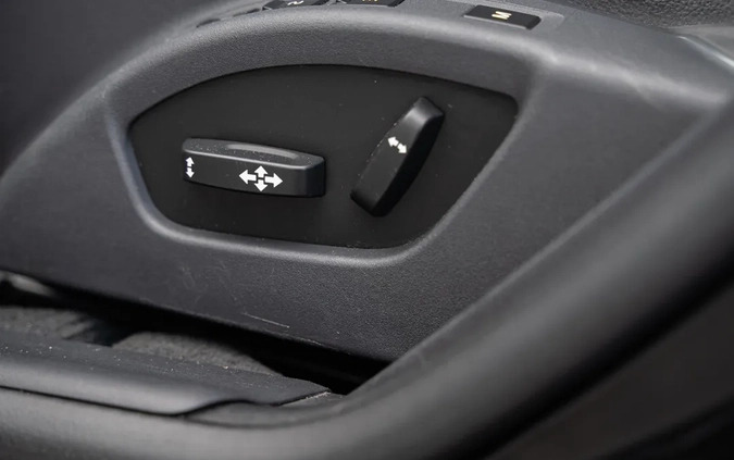 Volvo S60 cena 77800 przebieg: 112000, rok produkcji 2016 z Kutno małe 352
